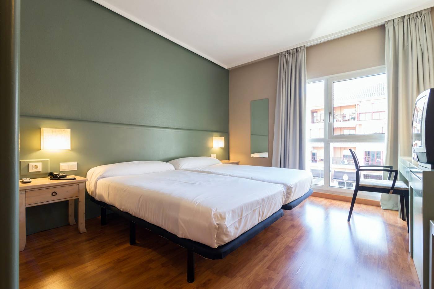 Arco-de-San-Juan-Hotel-Room-5