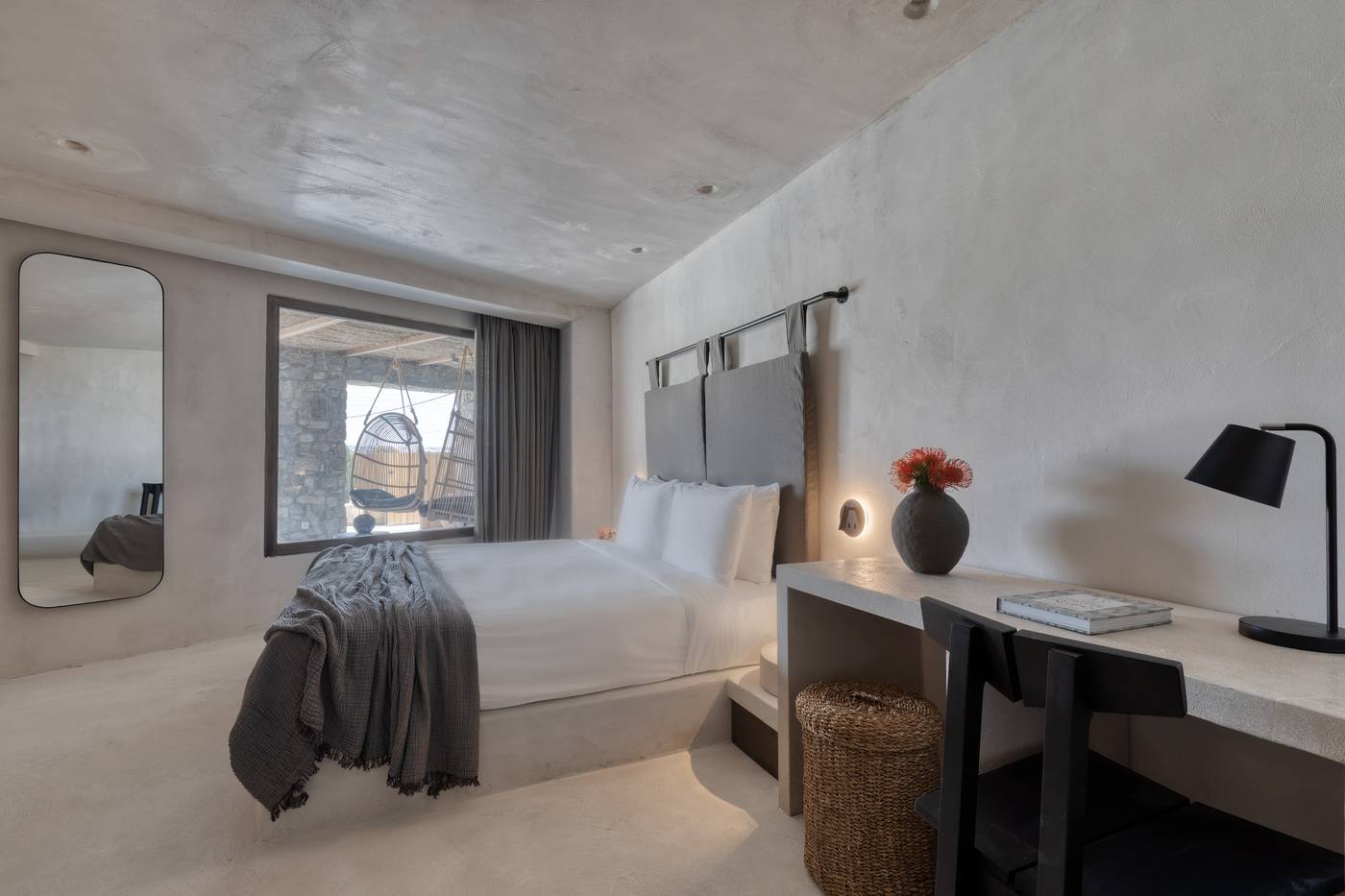 Rocabella-Mykonos-Art-Room-37