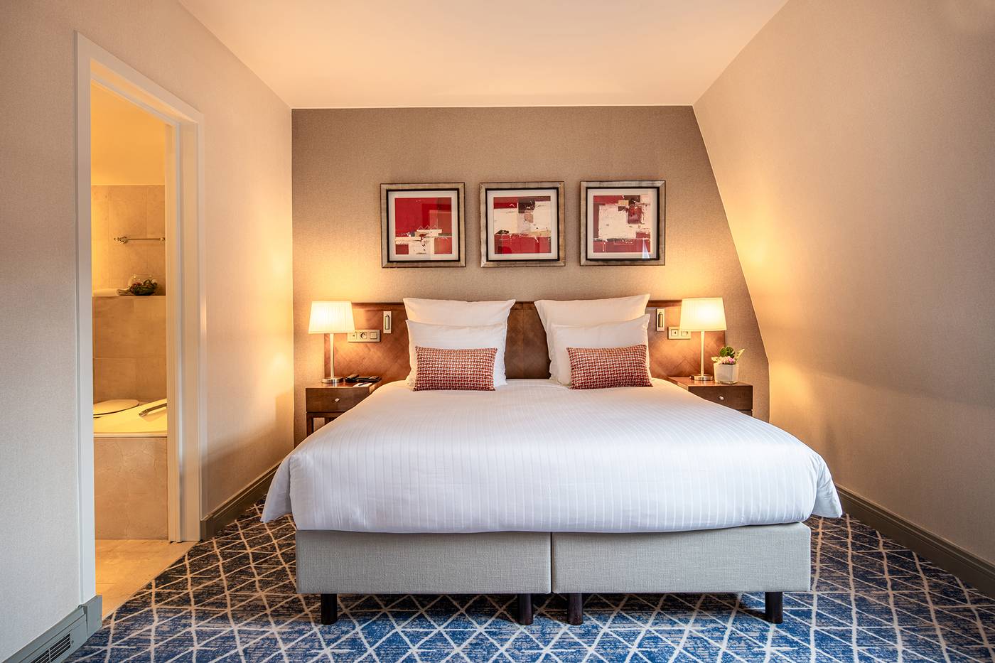 Warwick-Brussels-Room-23