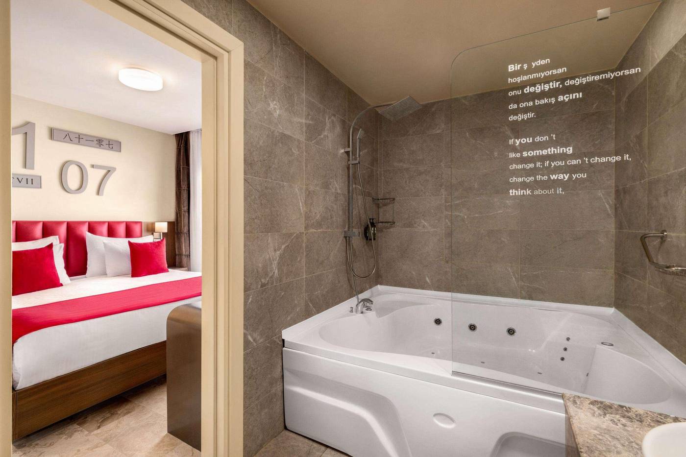 The-Peak-Hotel-Room-44