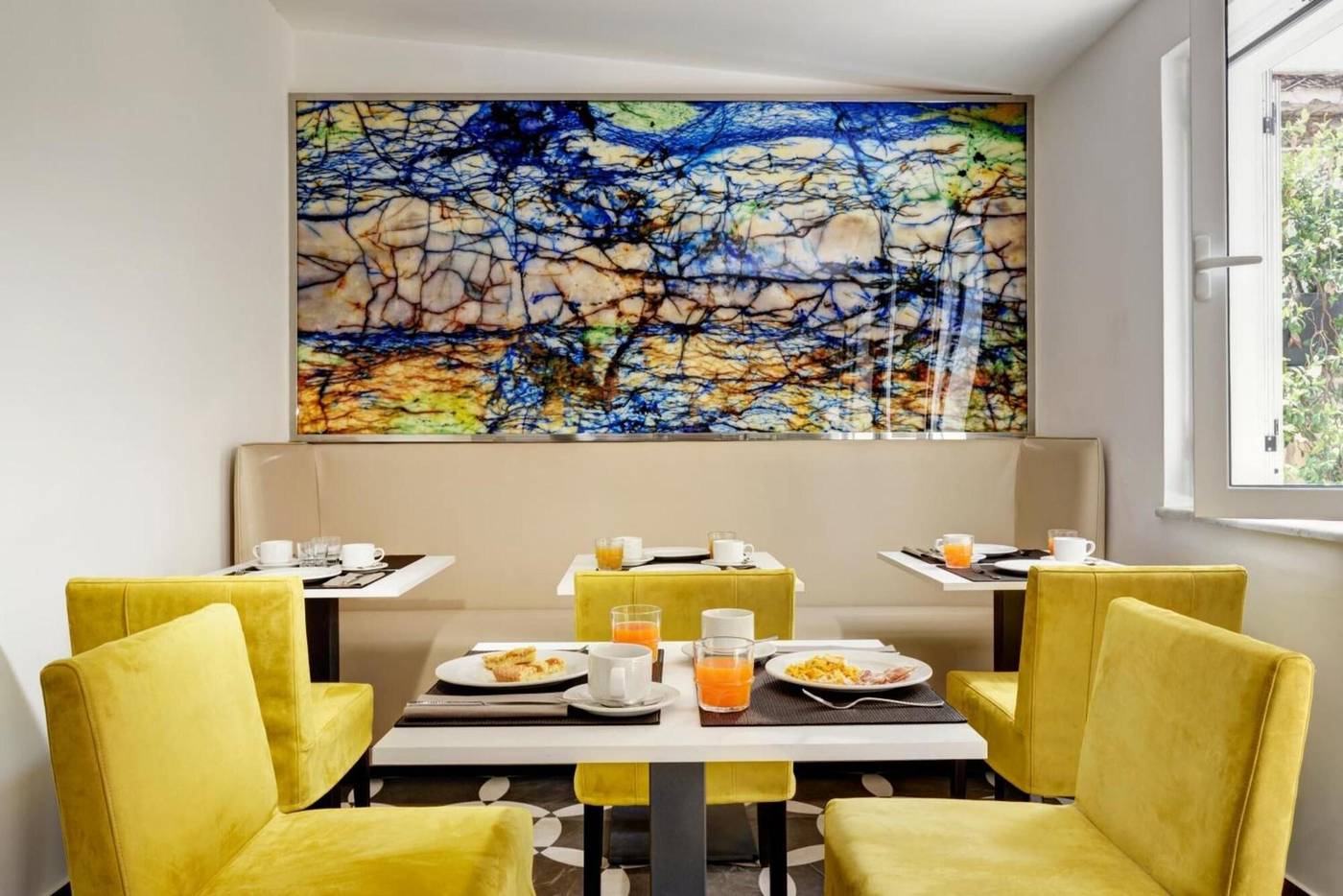 Le-Boutique-Hotel-Restaurant-11