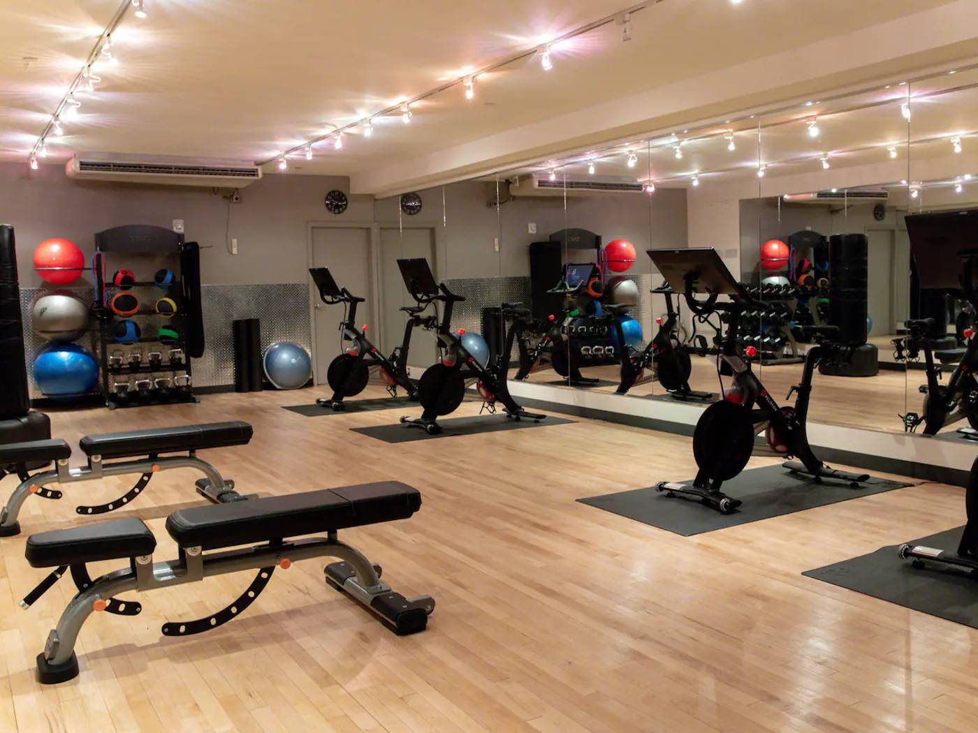 Thompson-Central-Park-New-York-Sports-and-Entertainment-71