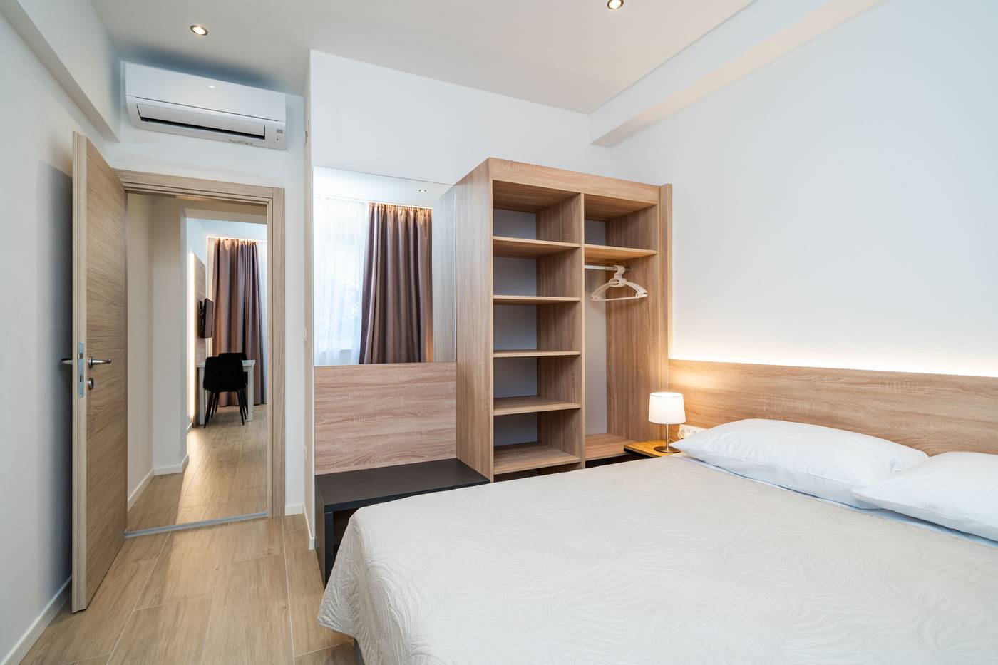 Bacan-Serviced-Apartments-Room-33