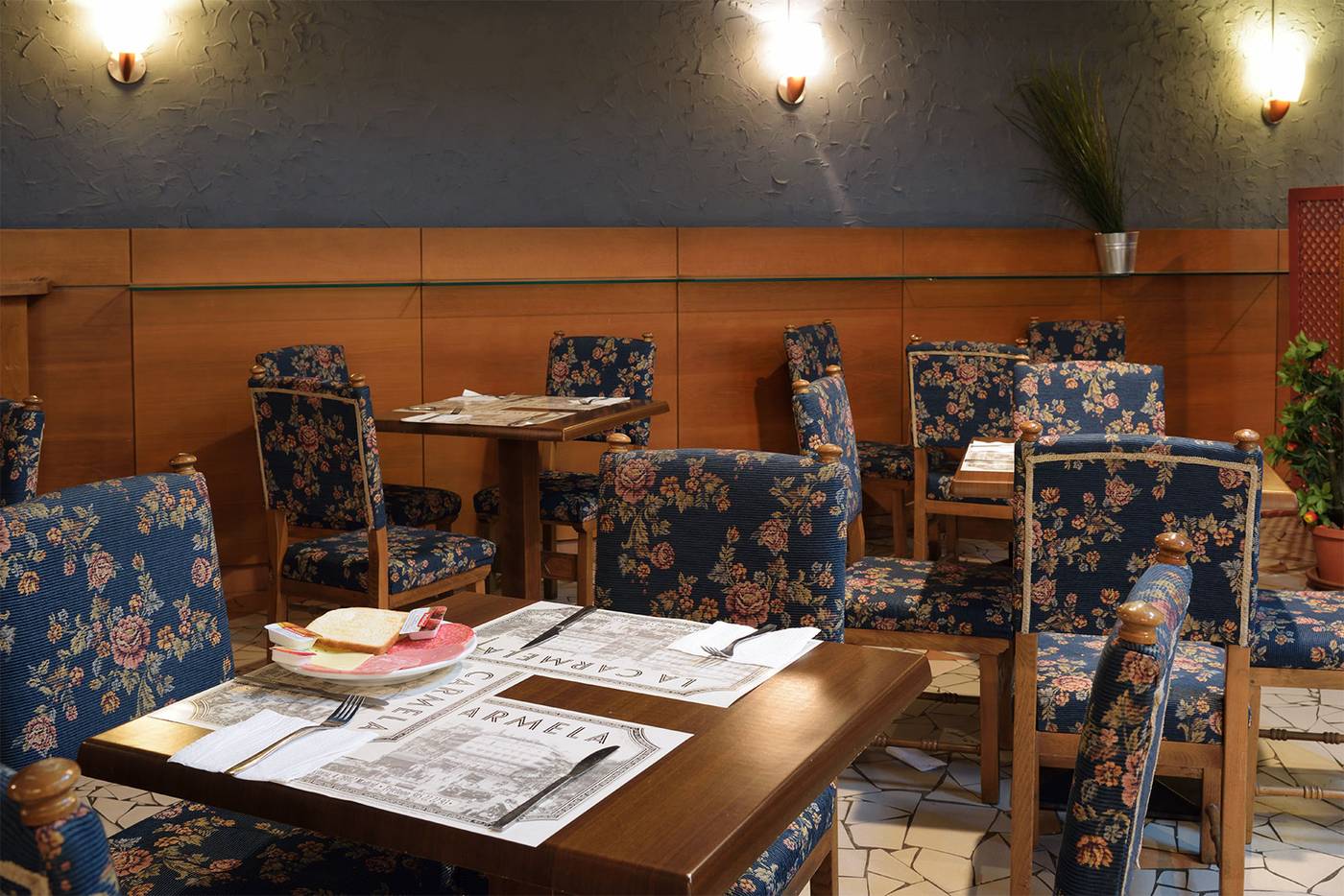 Victoria-4-Puerta-del-Sol-Restaurant-40