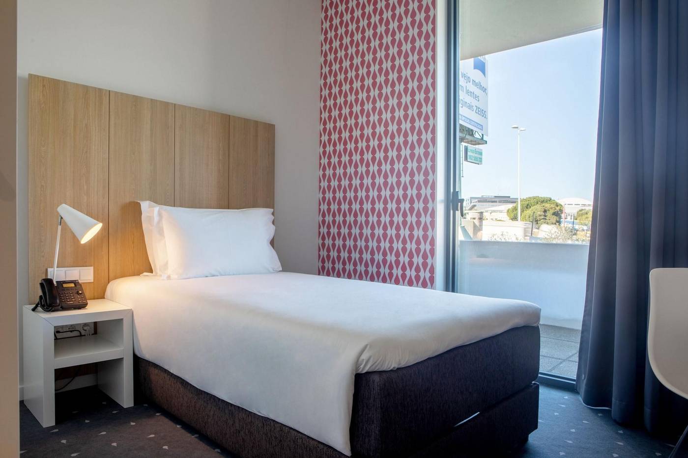 Stay-Hotel-Lisboa-Aeroporto-Room-32