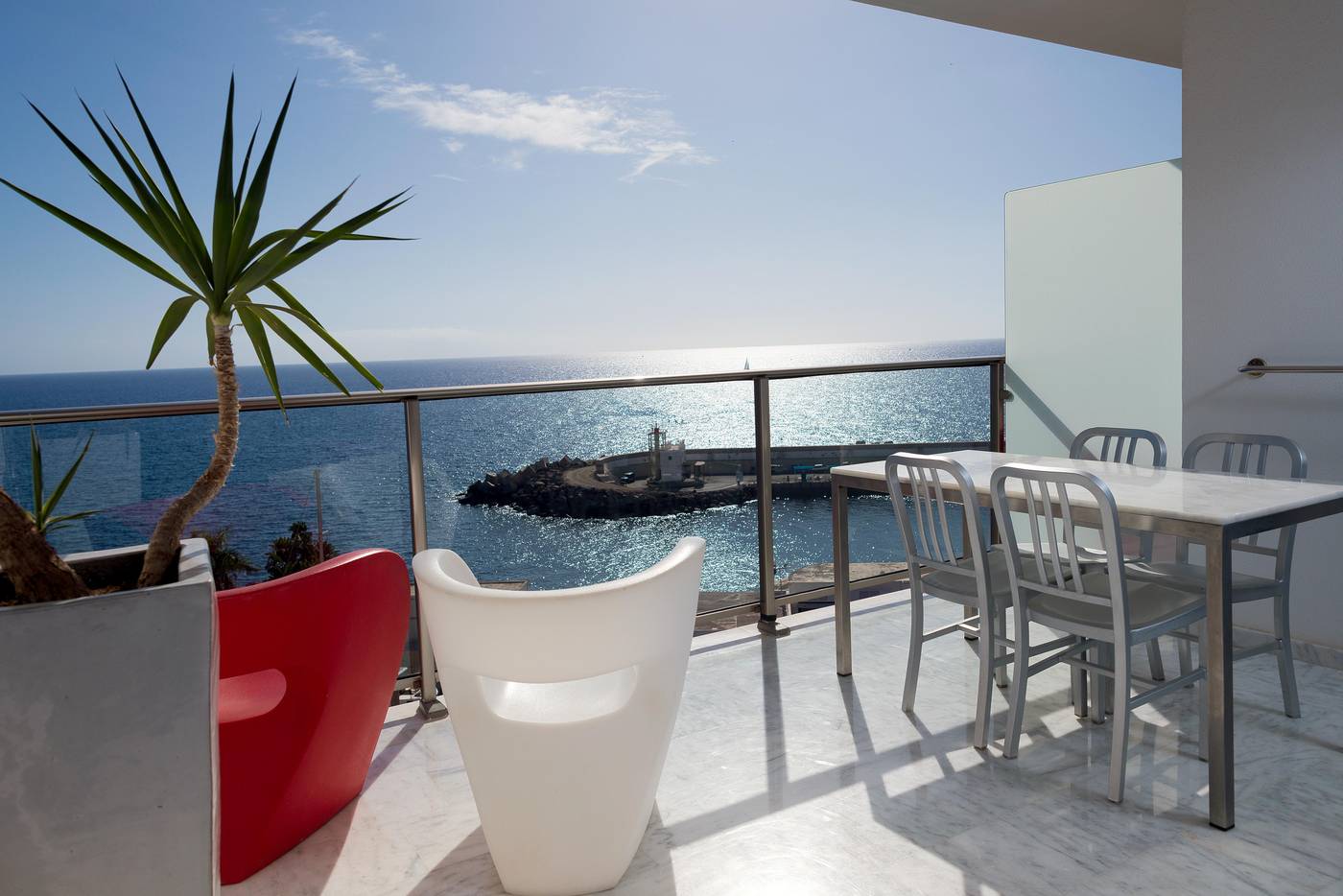 Marina-Suites-Room-87