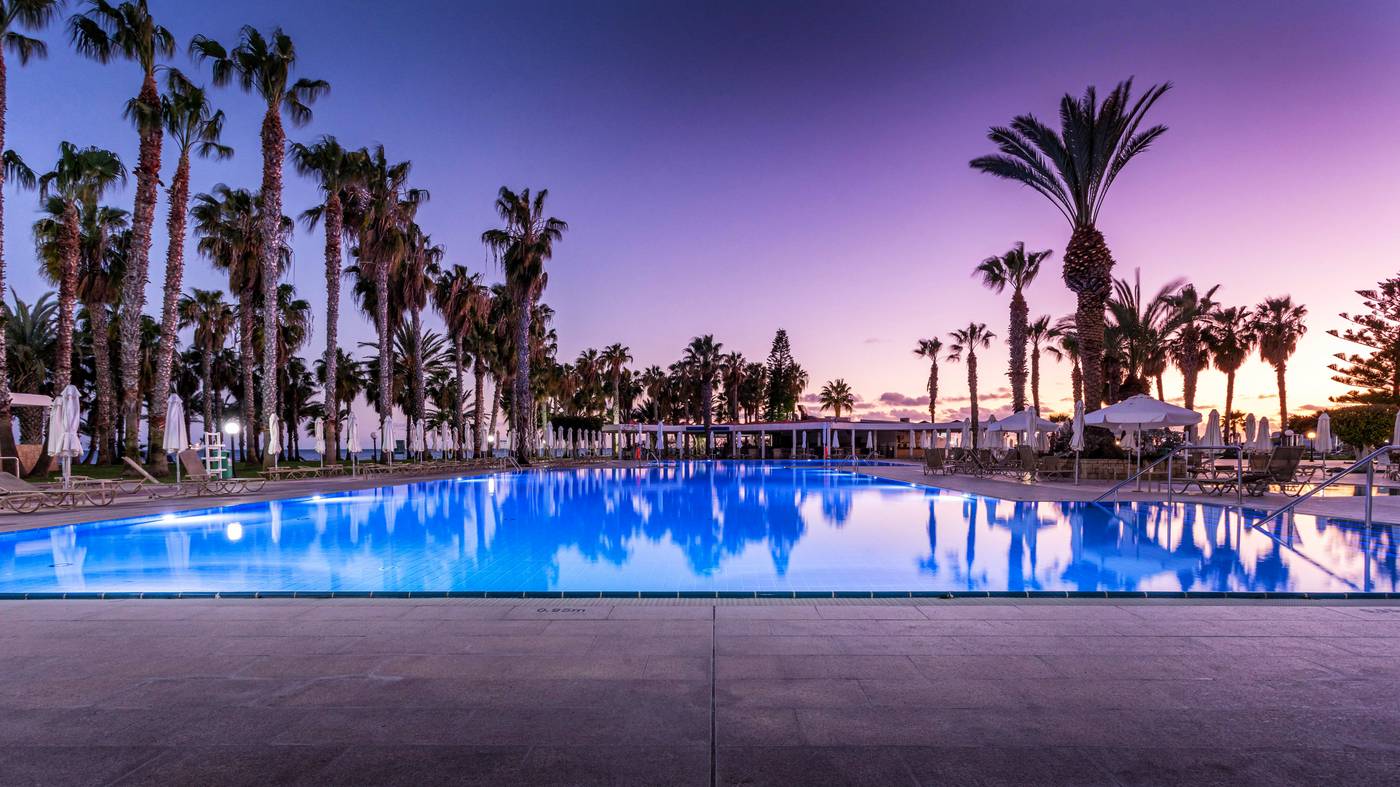 Louis-Phaethon-Beach-General-view-4