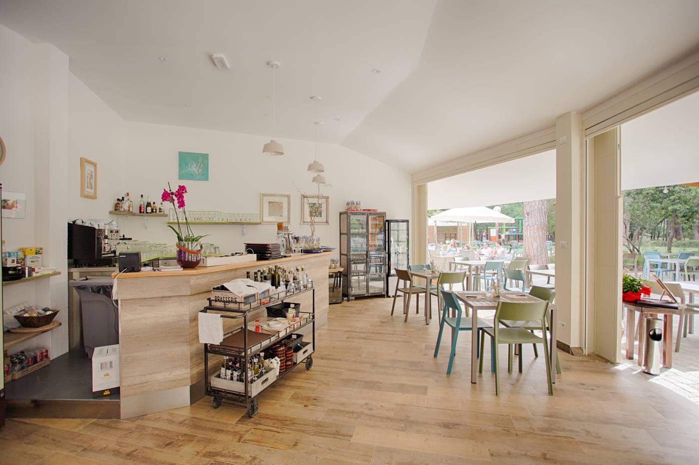 Gitavillage-Le-Marze-Bar-4