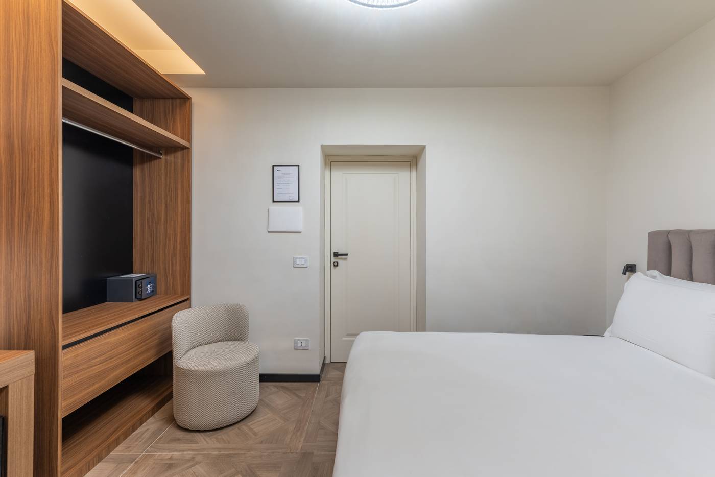 59-Steps-Trevi-Room-10