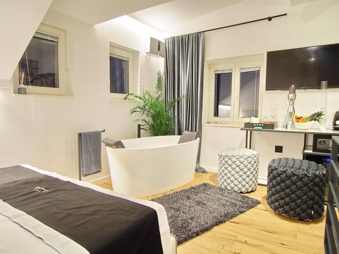 La-Vita-E-Bella-Ii-Room-21