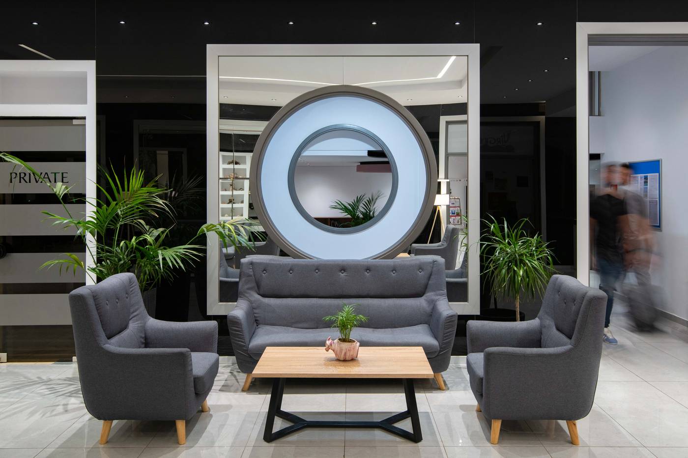 Virginia-Family-Resort-Lobby-49