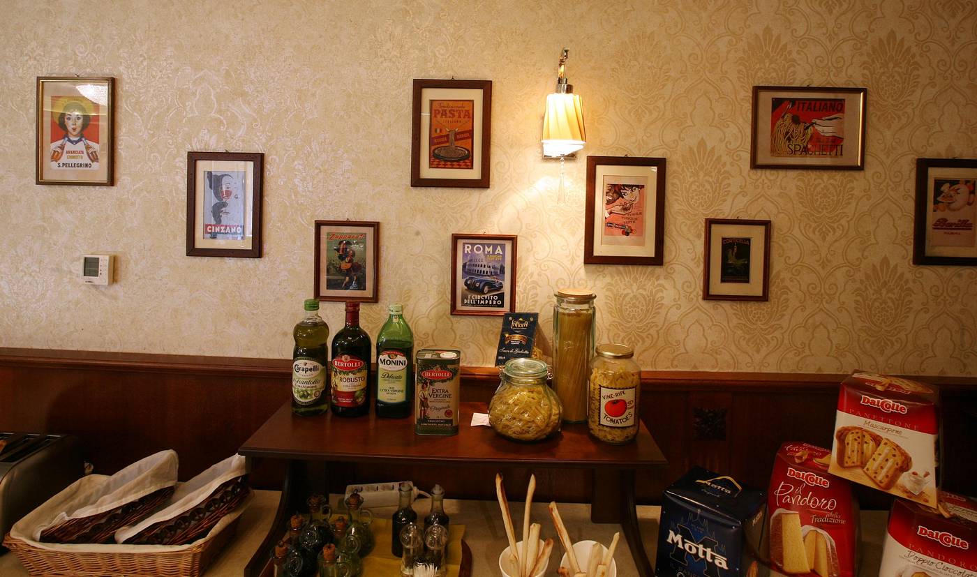 Gold-Hotel-Budapest-Restaurant-53