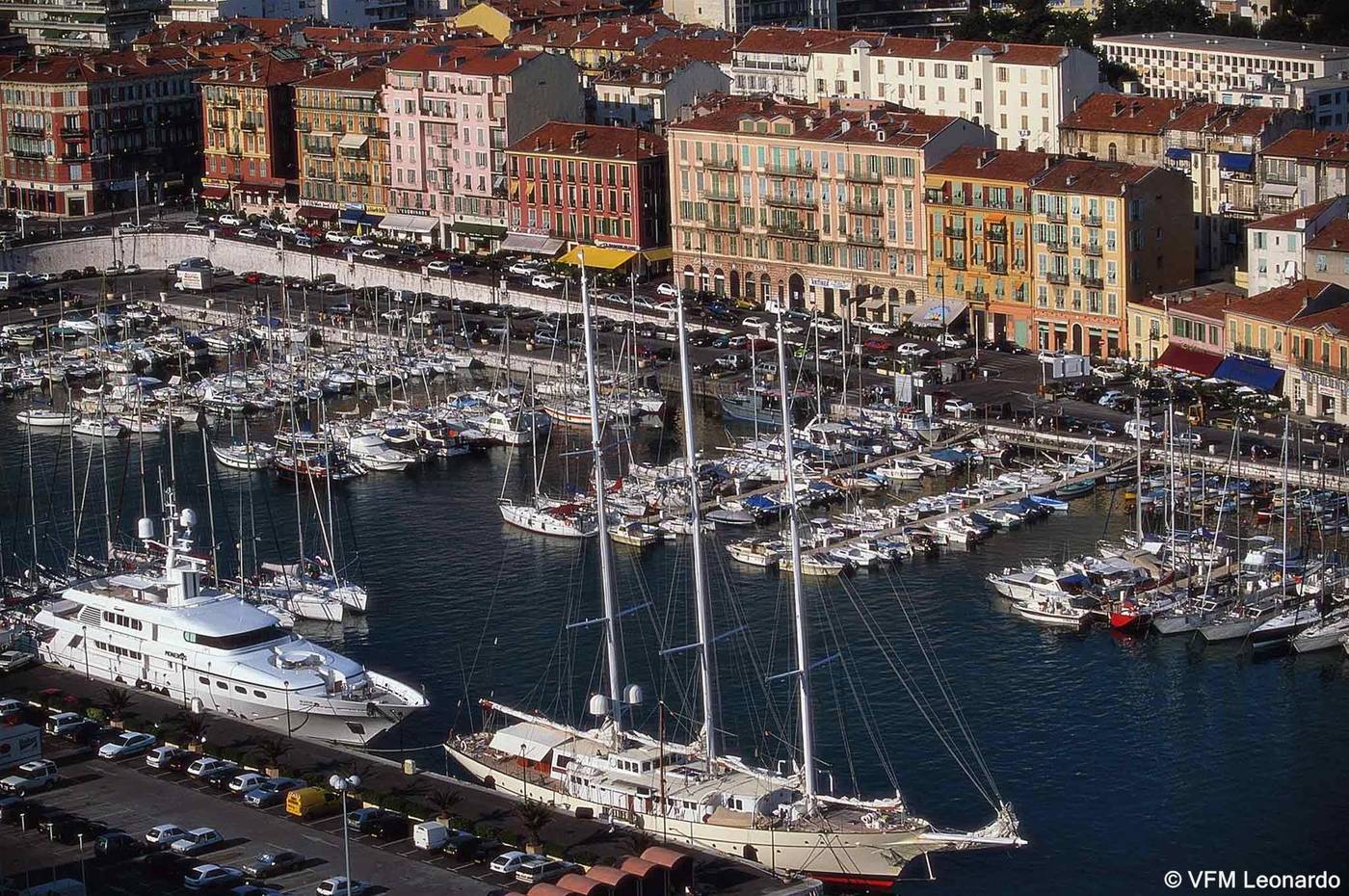 ibis-Nice-Centre-Gare-General-view-18