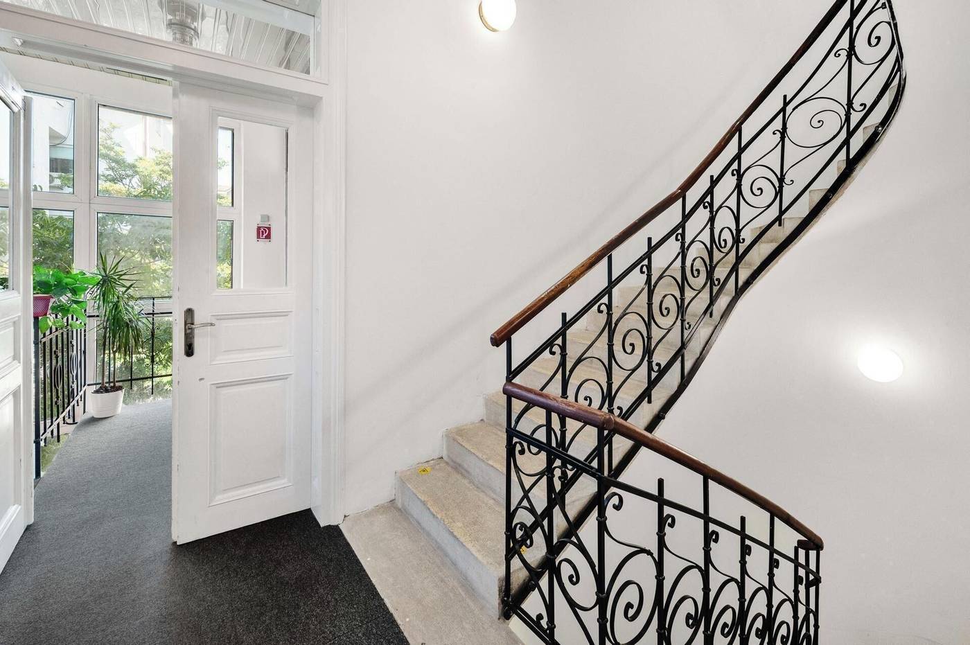 Elisabeth Old Town-Slovakia-Bratislava-Lobby-6