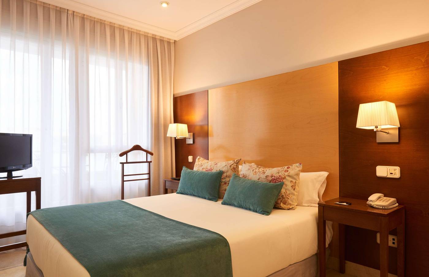 Suites Barrio de Salamanca - Spain - madrid - Room - 5