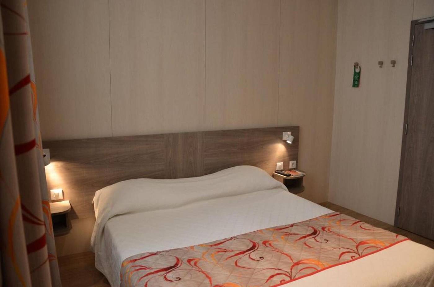 Hotel-Le-Revest-Room-16