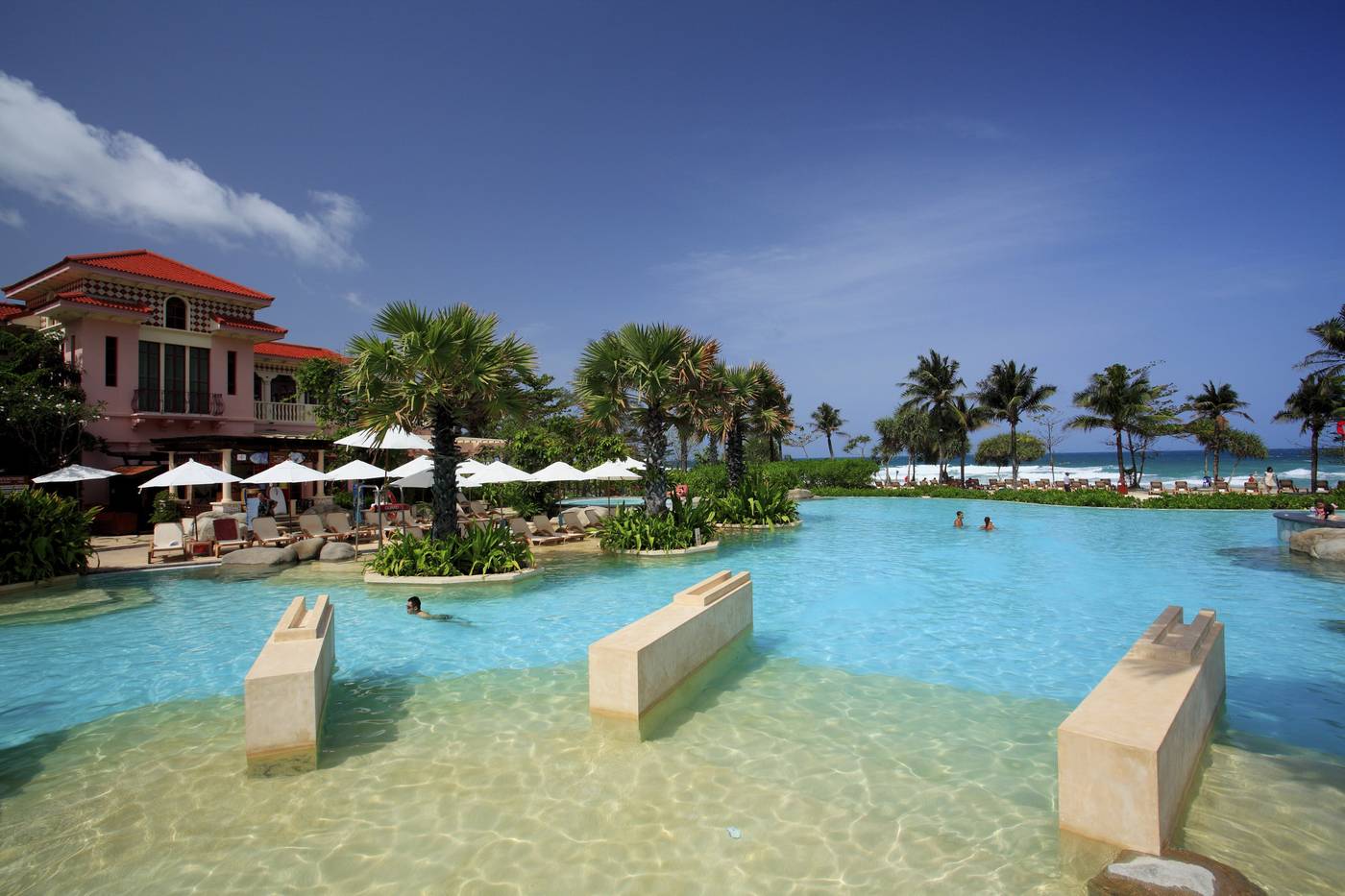 Centara-Grand-Beach-Resort-Phuket-Pool-6
