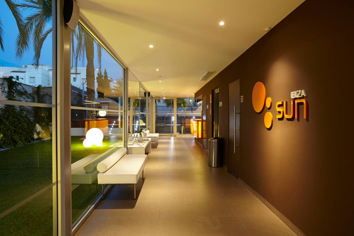 Ibiza-Sun-Apartments-Lobby-30