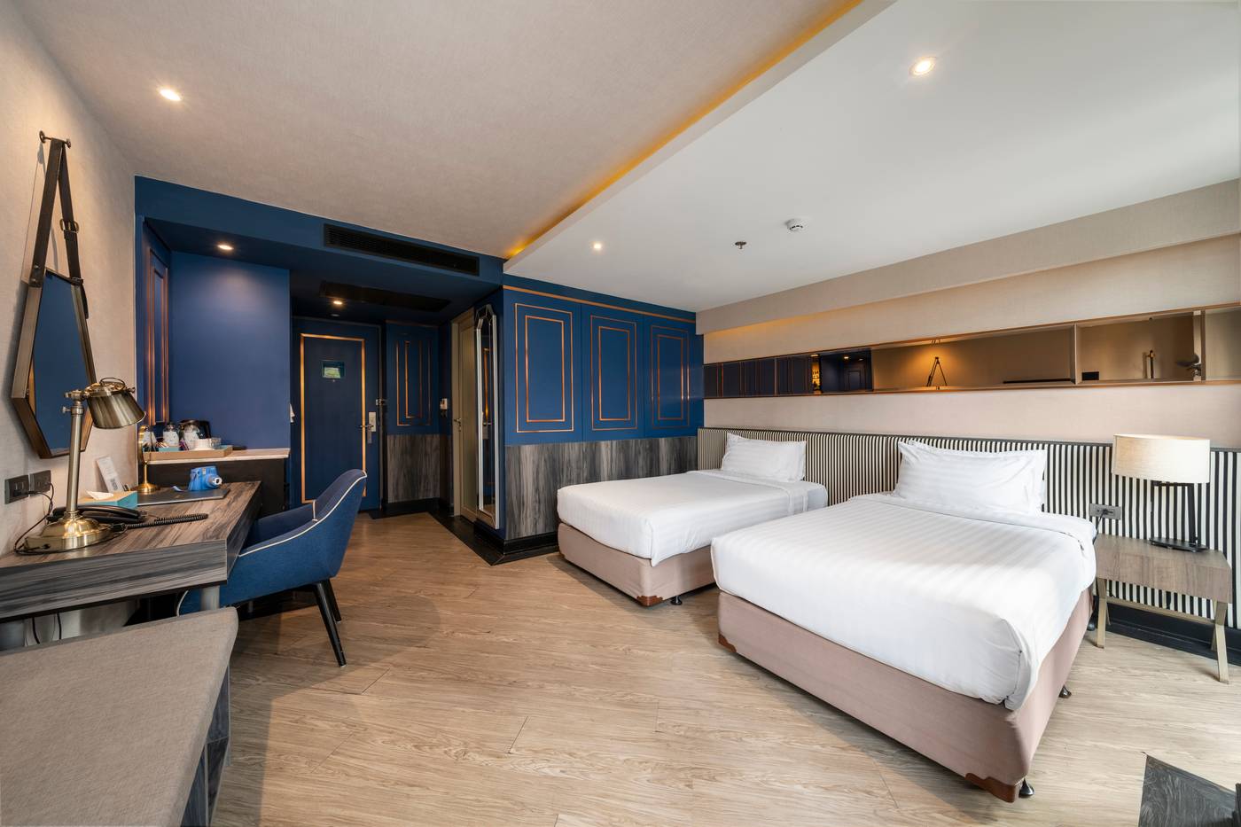 Vince-Hotel-Pratunam-Room-26