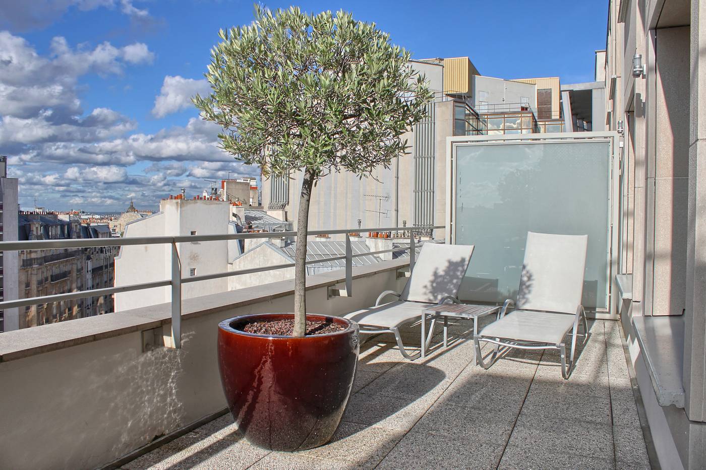 Novotel-Paris-Centre-Gare-Montparnasse-Terrace-74