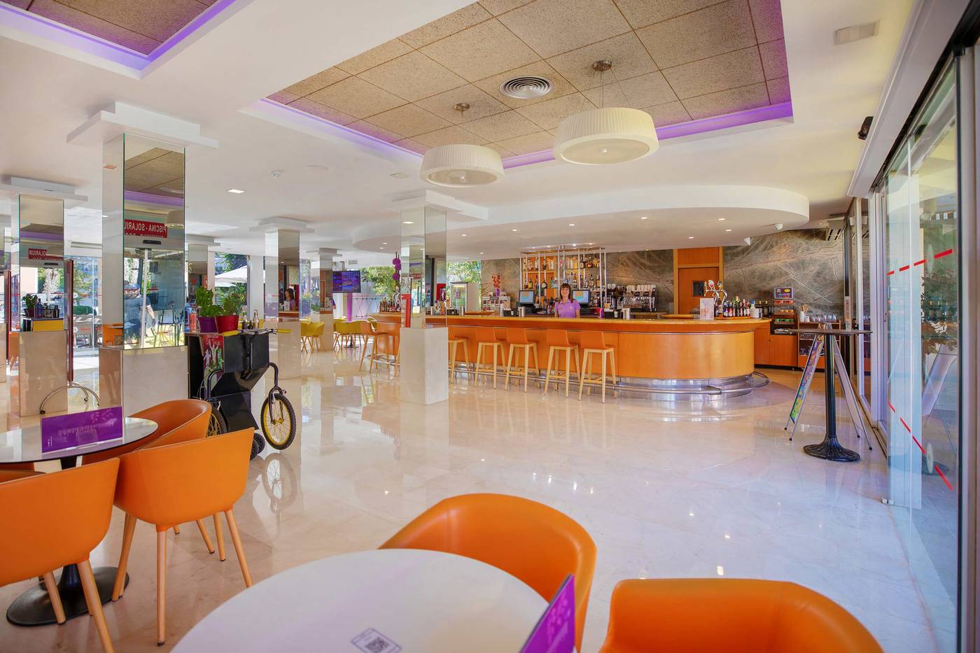 Servigroup-Pueblo-Benidorm-Bar-29
