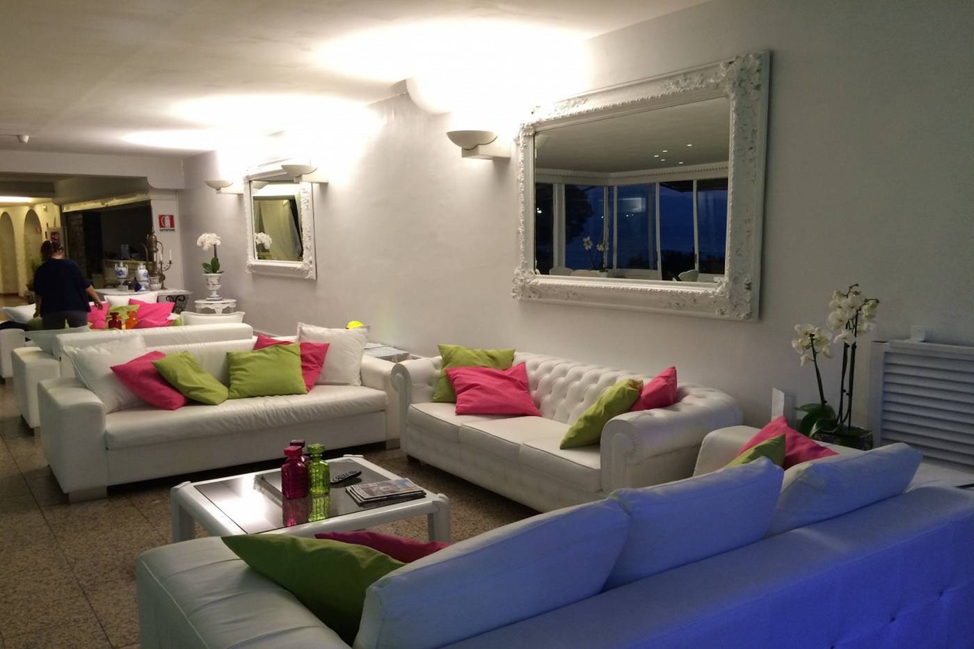 Oriente-Italy-VICO EQUENSE-Lobby-8