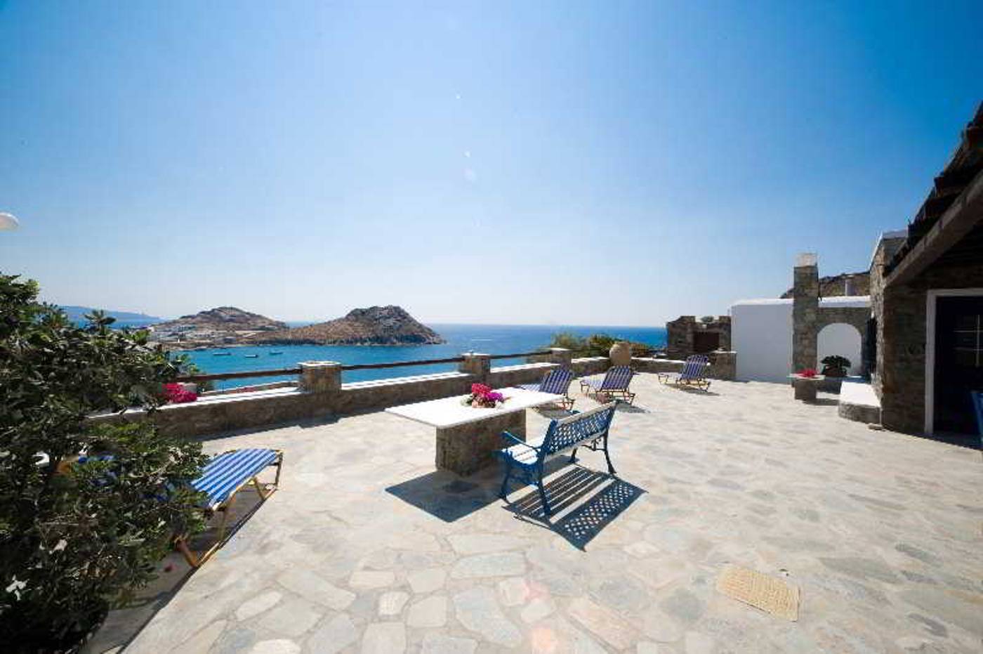 Daktilidis-Village-Terrace-6