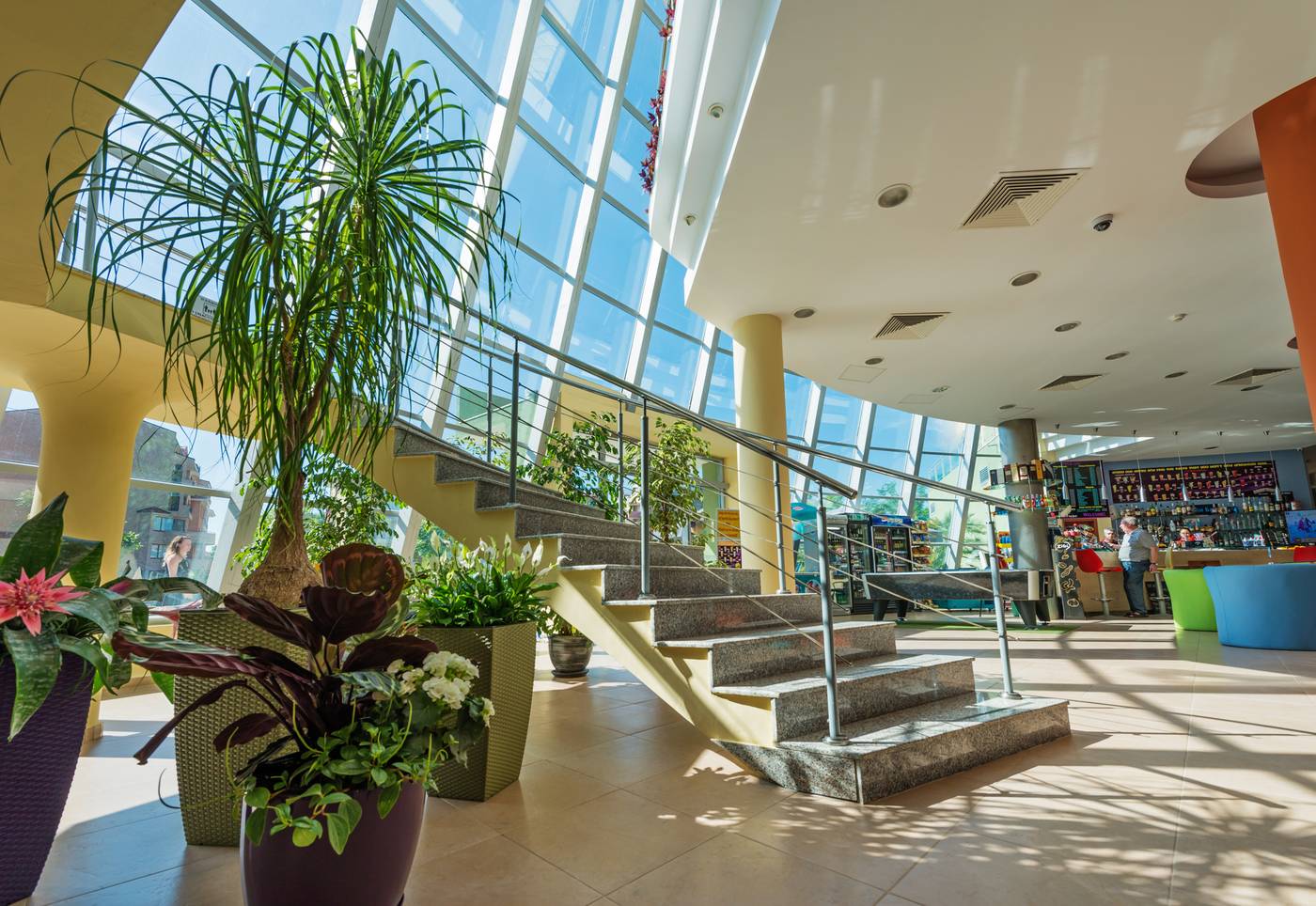 Ivana-Palace-Hotel-Lobby-39