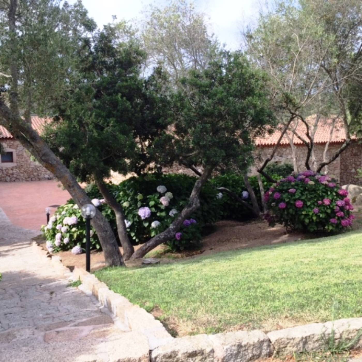 Hotel-Relais-Valkarana-General-view-27