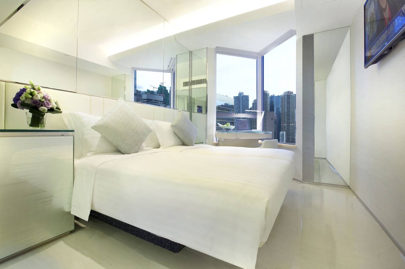 iclub-Fortress-Hill-Room-2