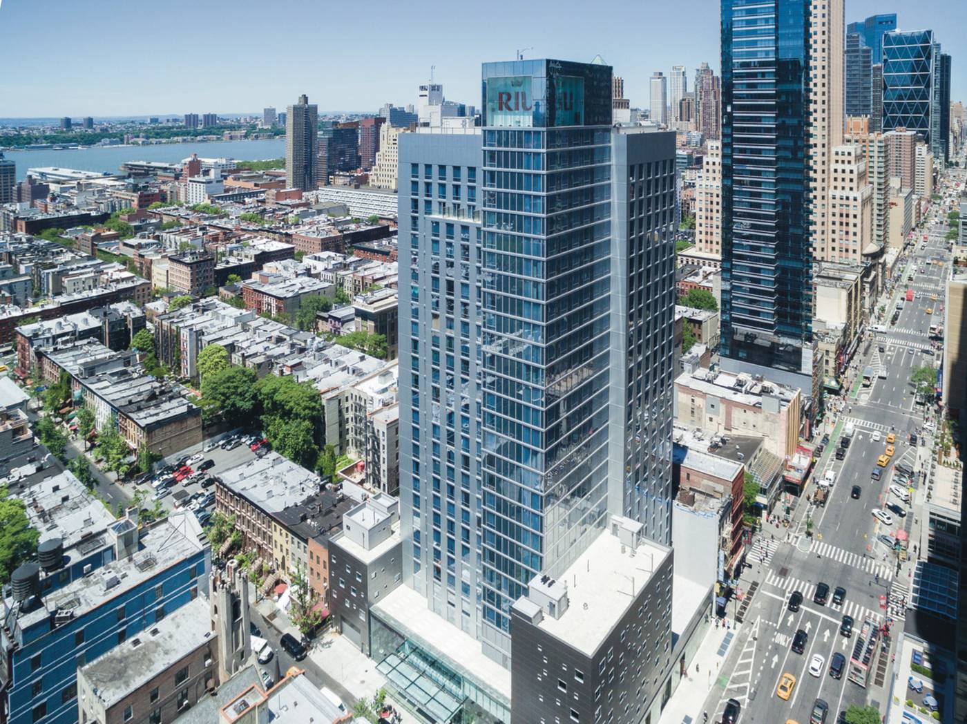 Riu-Plaza-New-York-Times-Square-General-view-2