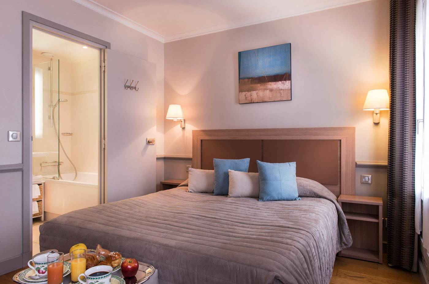 Apollinaire-General-view-3