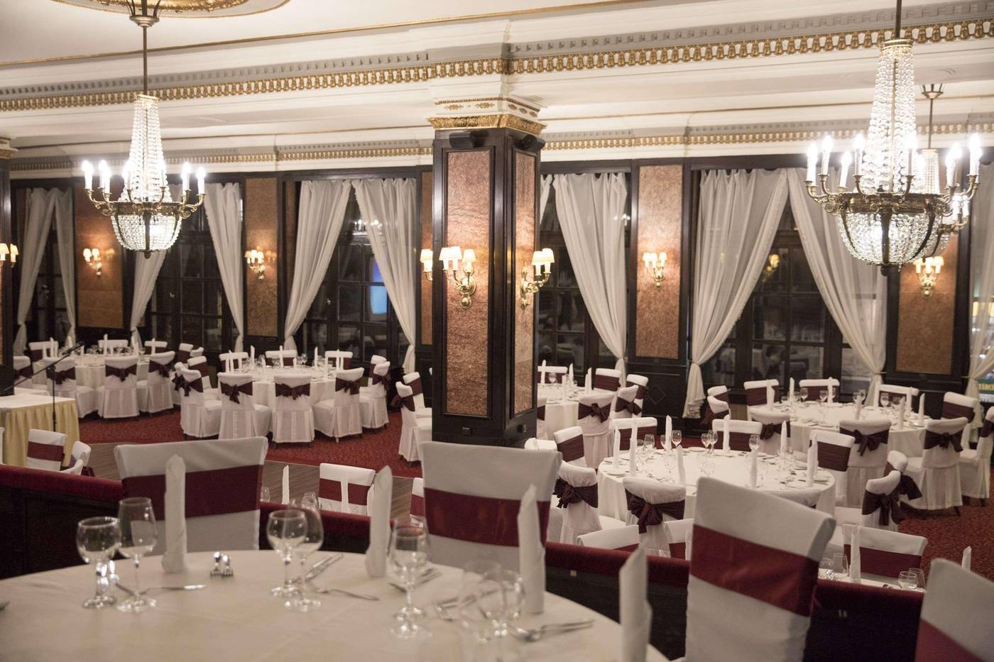 Danubius-Hotel-Astoria-City-Center-Restaurant-44