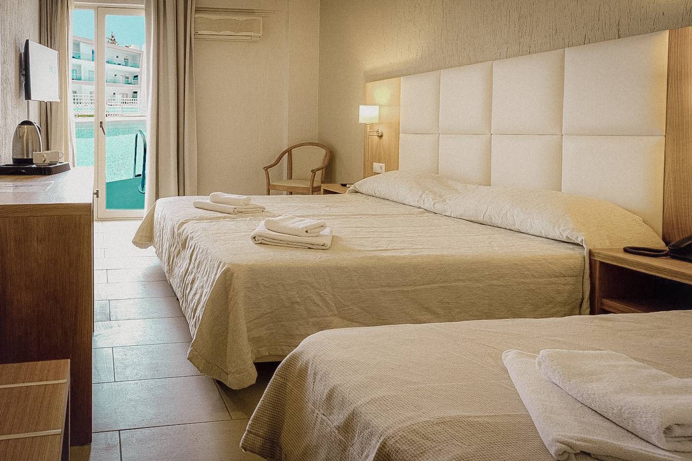 Malia Bay Beach Hotel and Bungalows