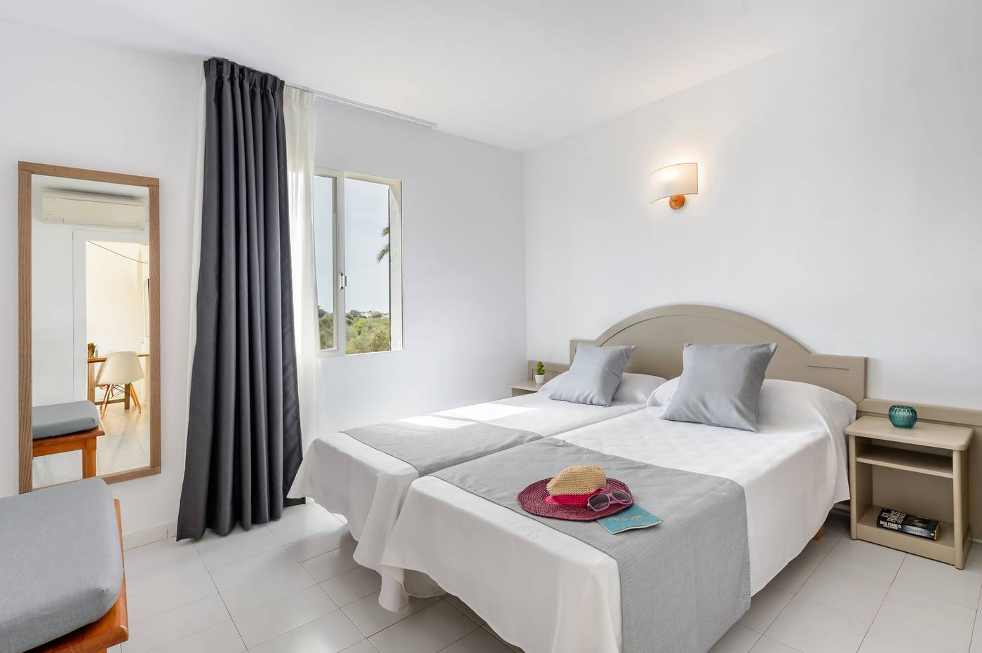 17.11.25 Vacances Menorca Blanc Cottage