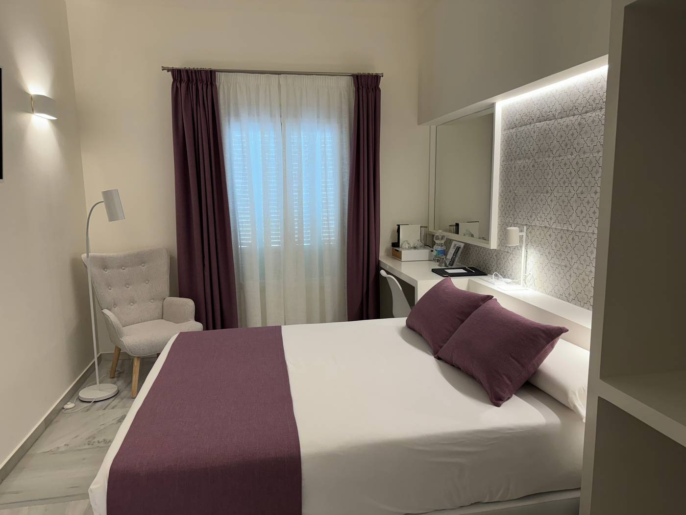 Plaza-Cavana-Room-30