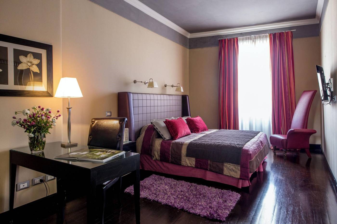 Inn-At-The-Spanish-Steps-Room-51