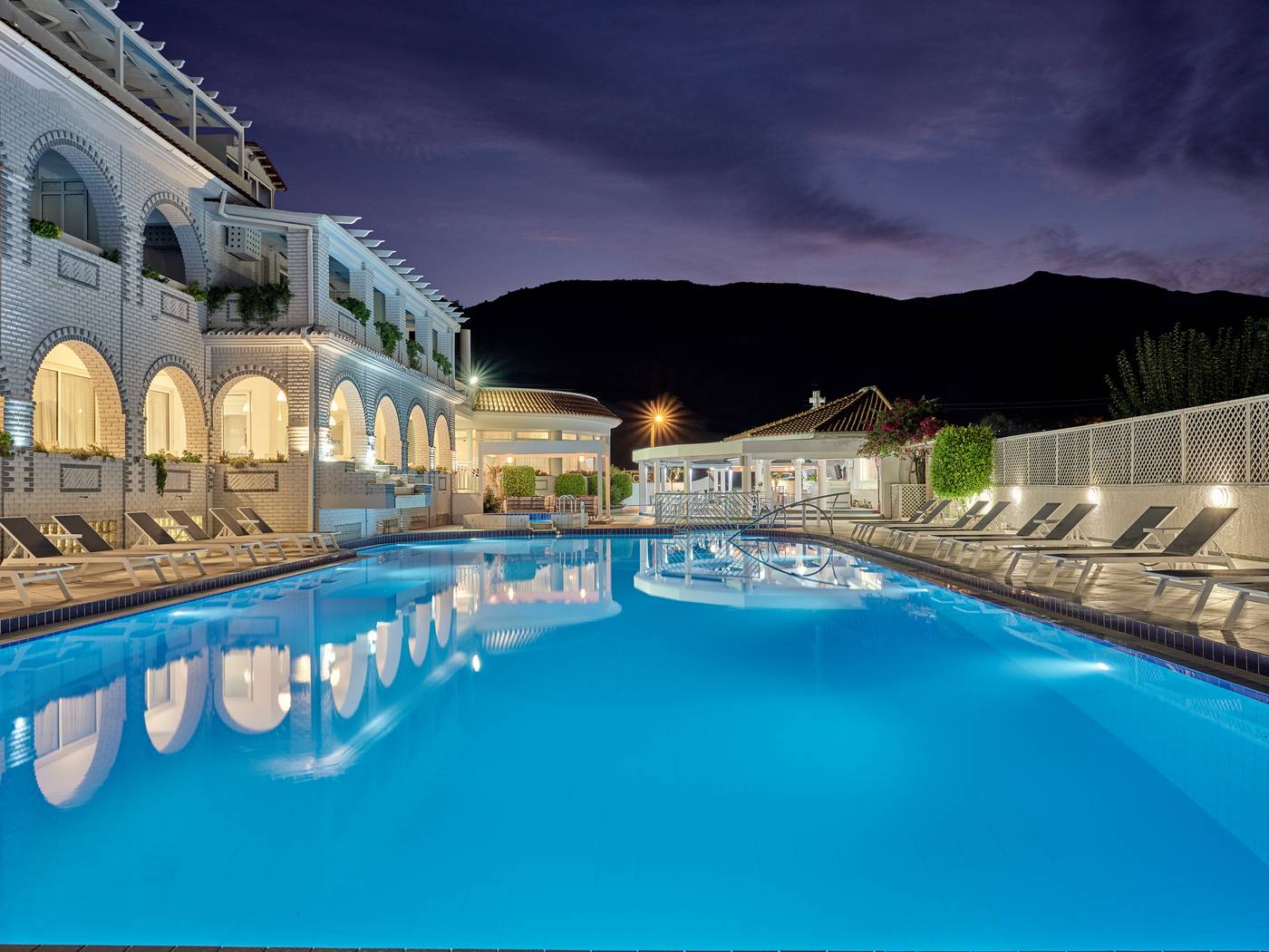 Meandros-Boutique---Spa-Hotel---Adults-Only-Pool-7
