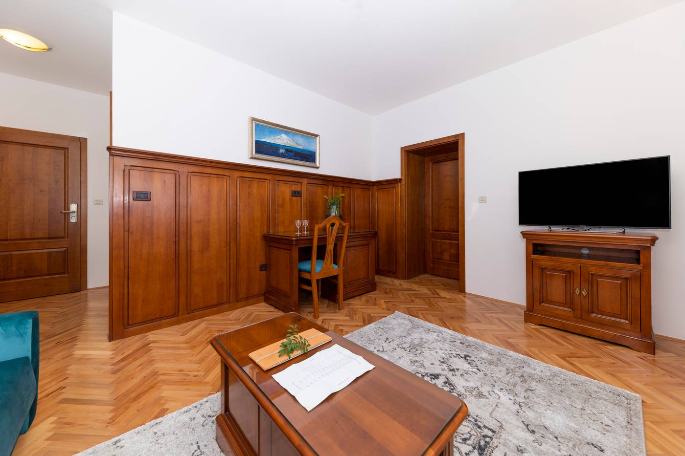 Heritage-Hotel-Tisno-Room-26