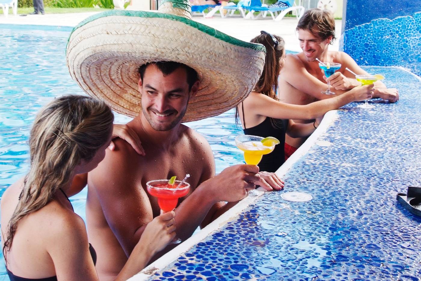 Sandos-Caracol-Eco-Resort-Bar-14