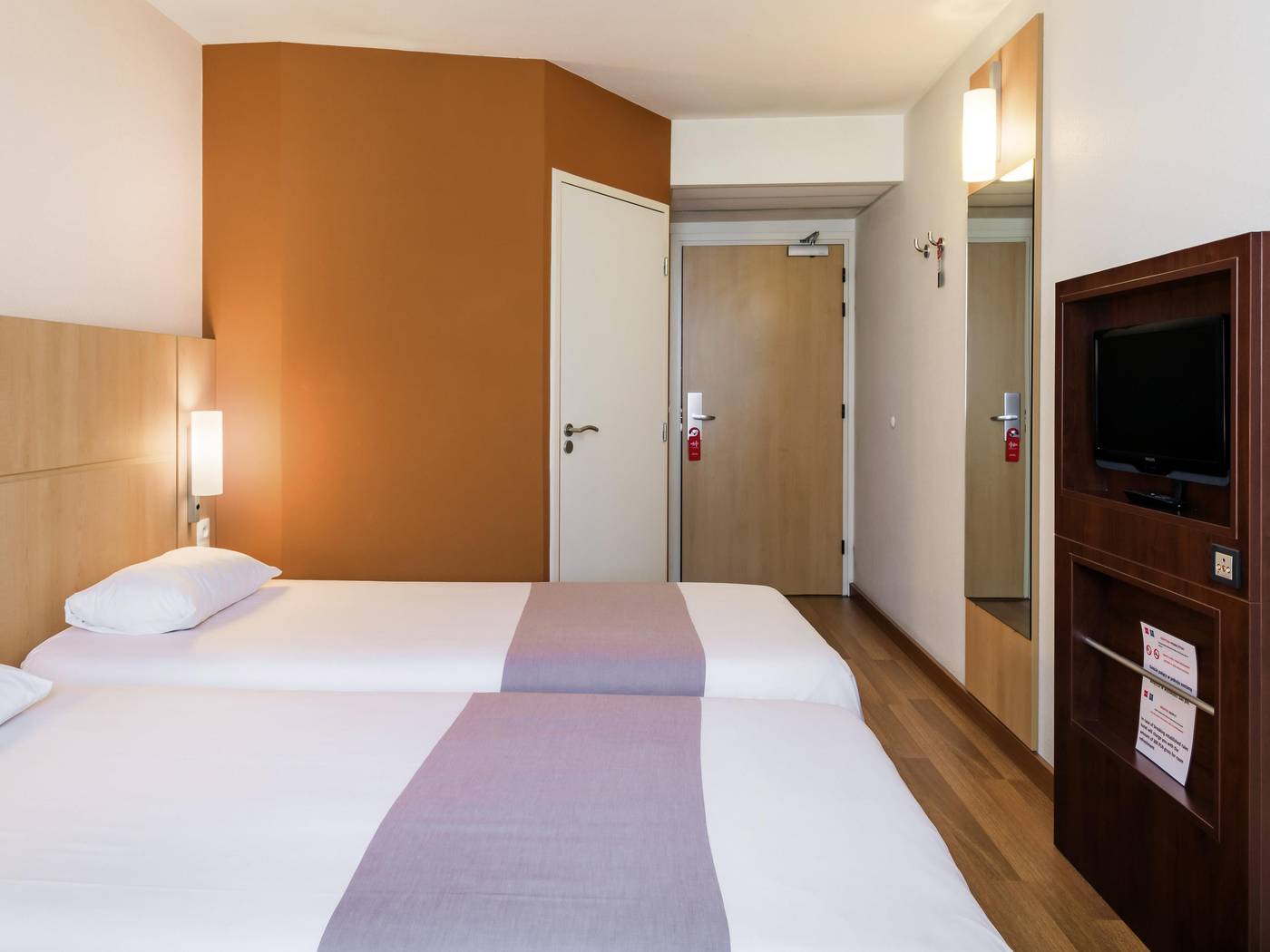 ibis-Warszawa-Reduta-Room-9