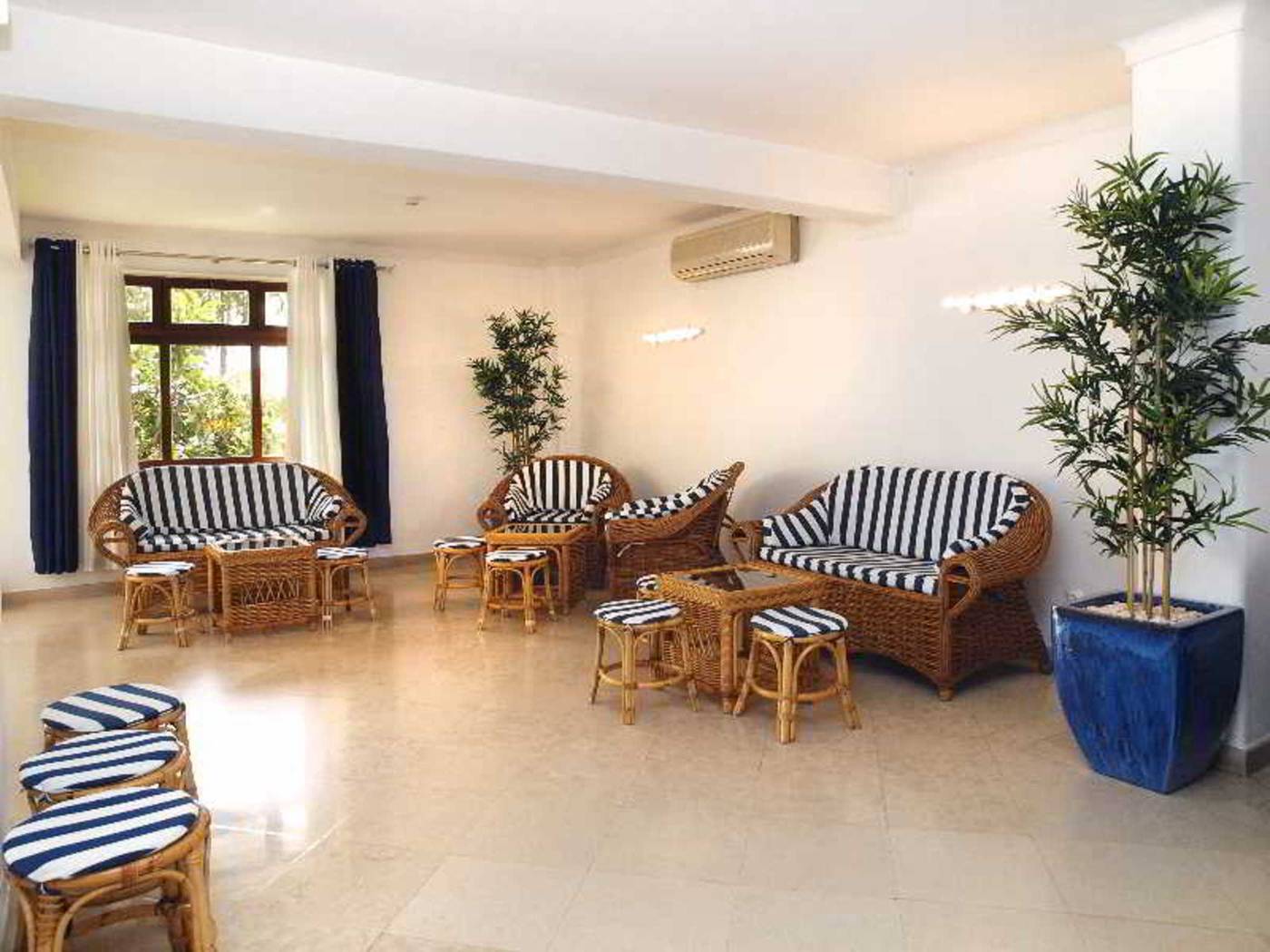 Mirachoro-Sol-Bar-30