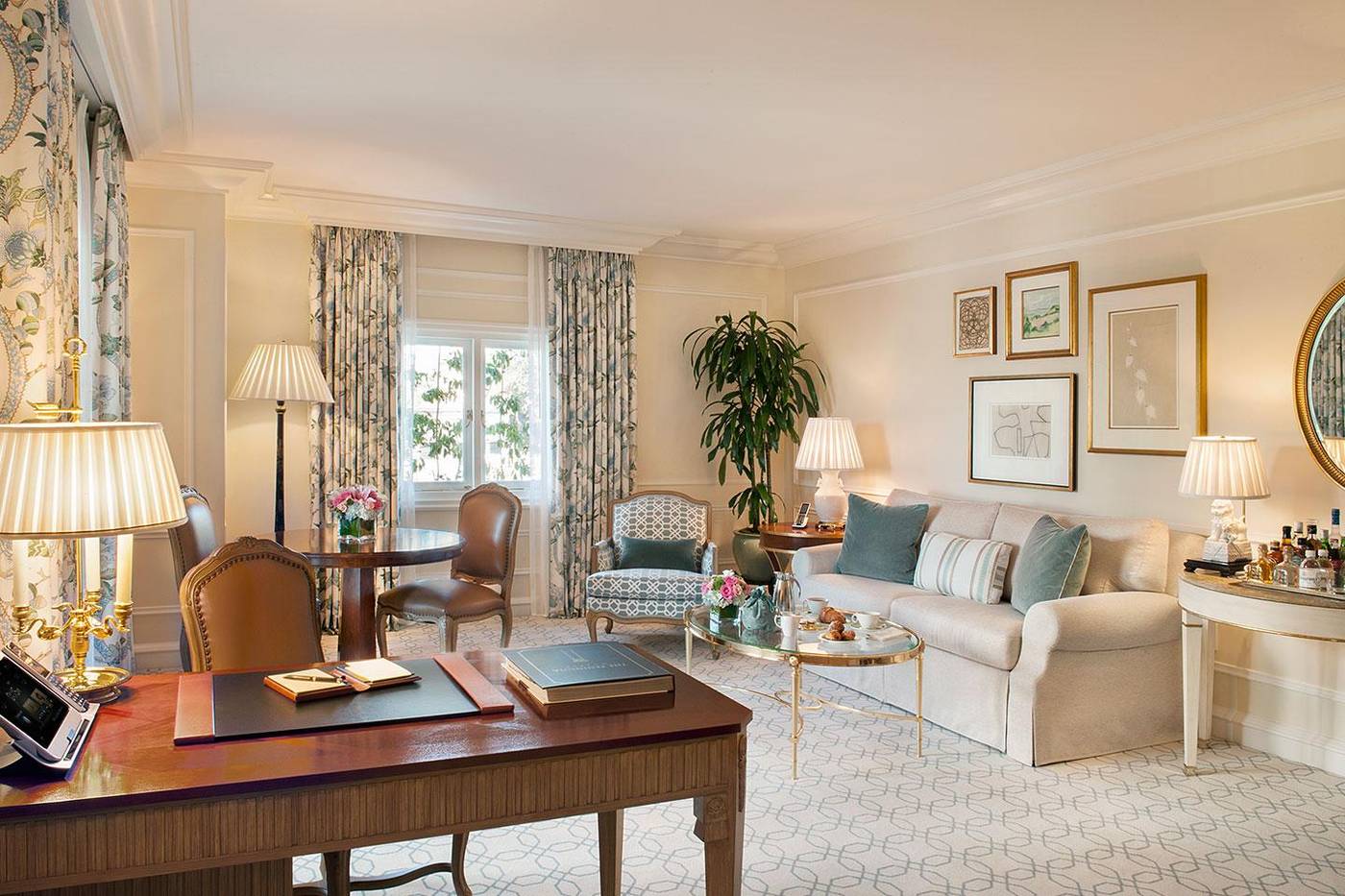 The-Peninsula-Hotel-Beverly-Hills-Room-10