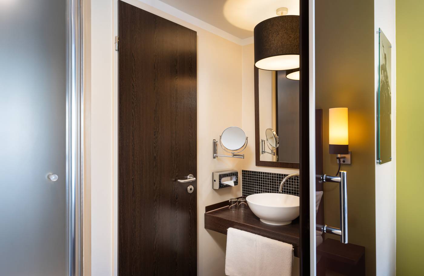 Leonardo-Hotel-Berlin-Restaurant-11