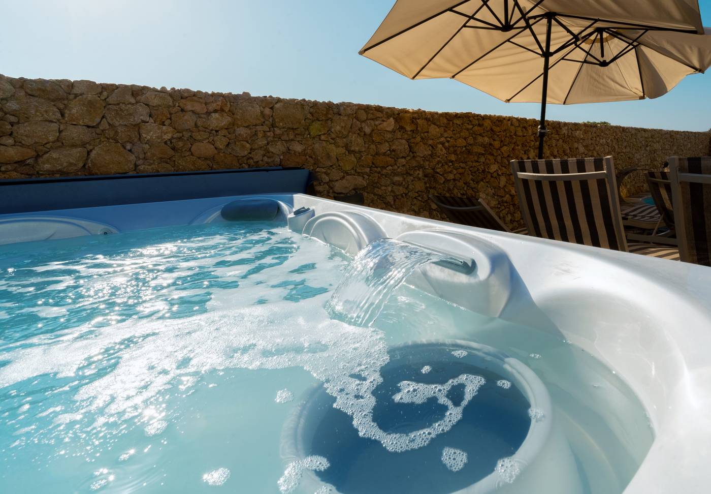 Santa-Lucia-Boutique-Hotel-Pool-2