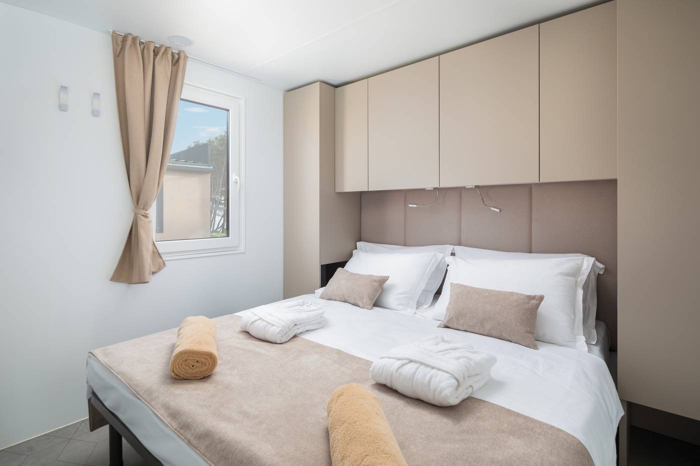 Aminess-Avalona-Camping-Resort-Room-51