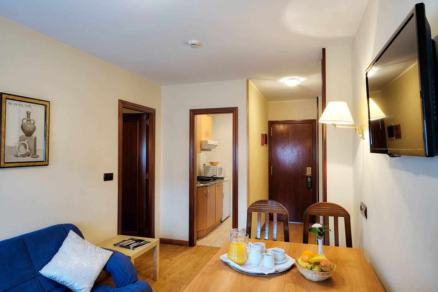 Palacio Arias-Spain-NAVIA-Room-6