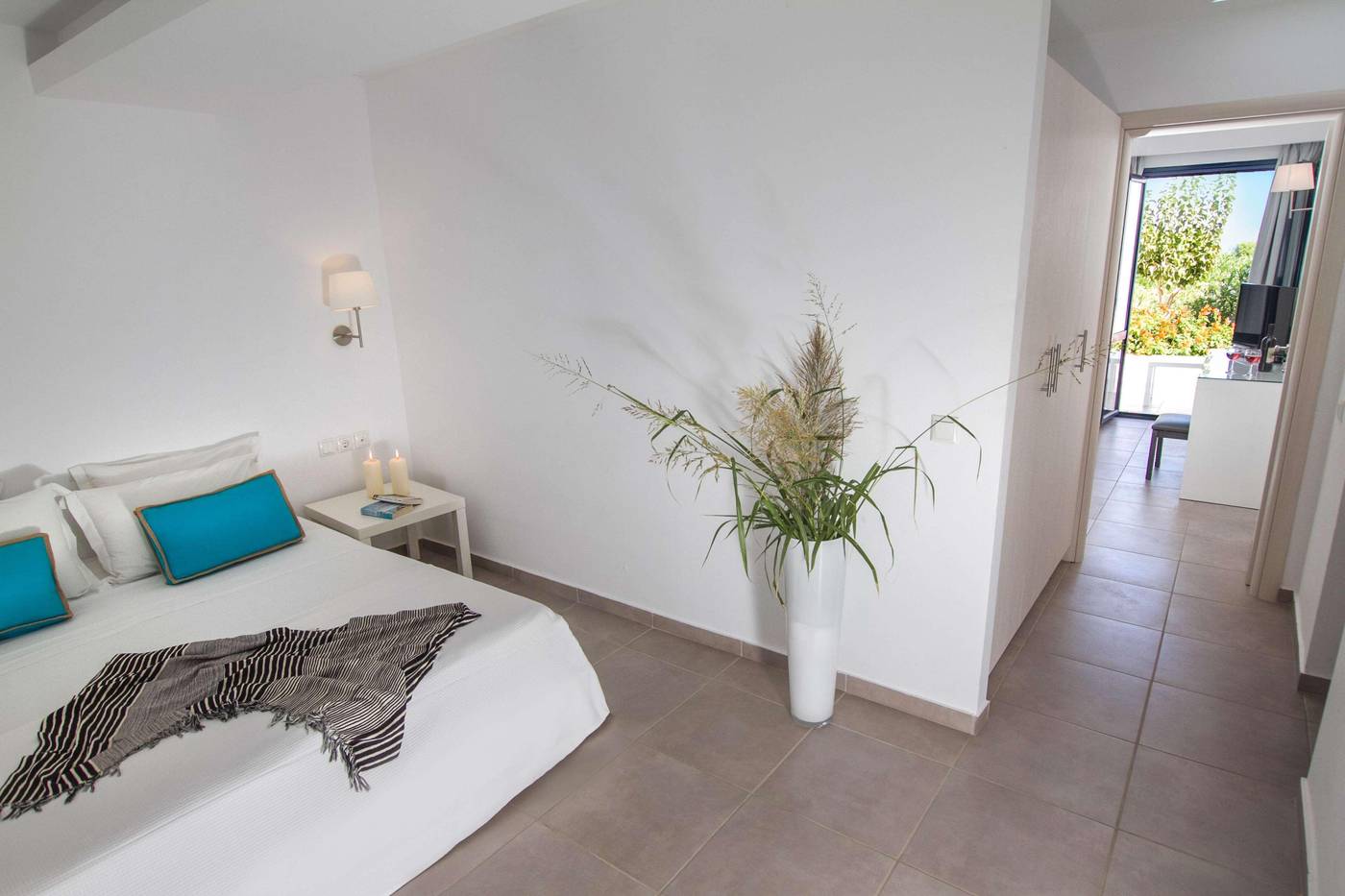 Peninsula-Resort---Spa-Room-31