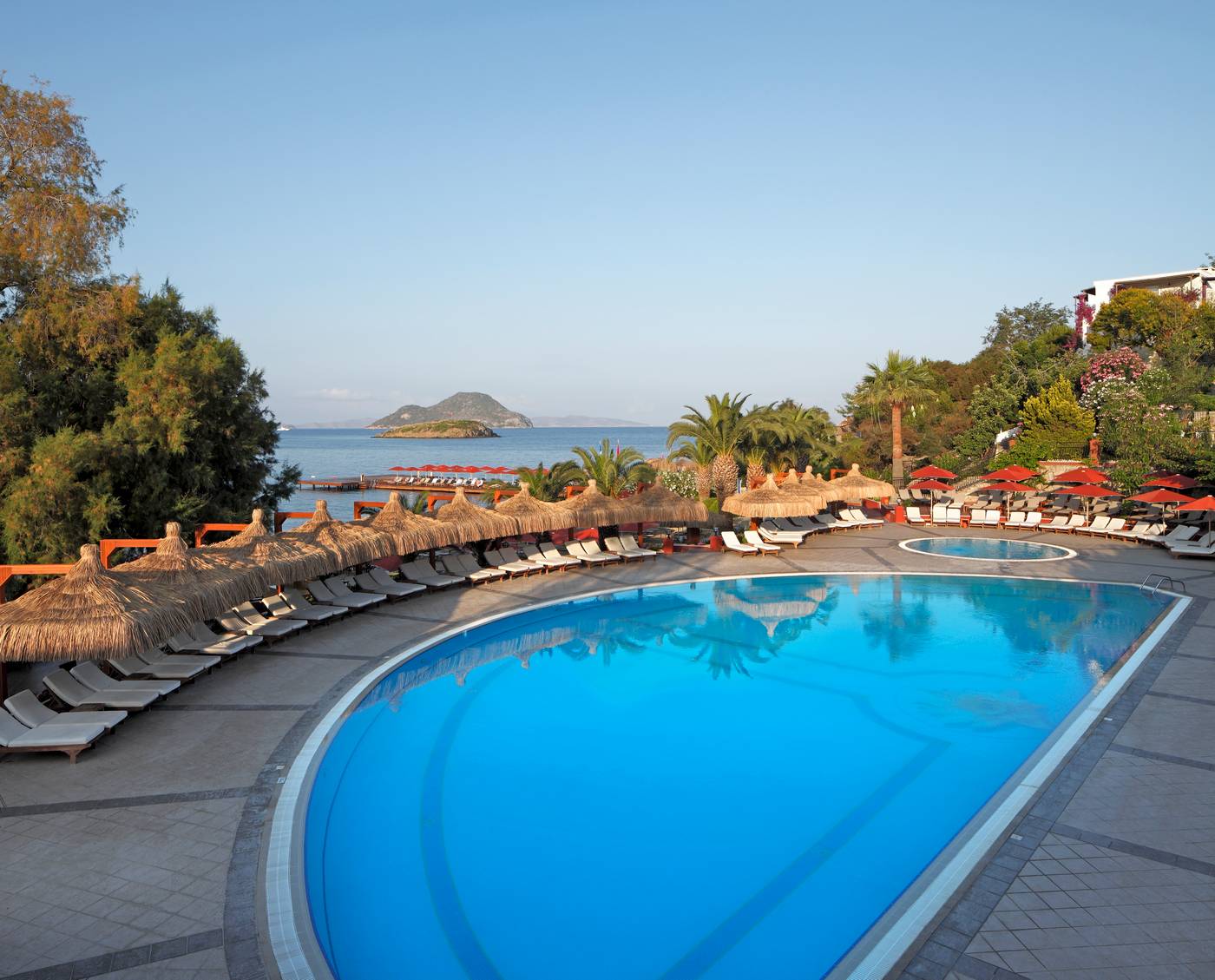 Kadikale-Resort-Spa-Pool-6