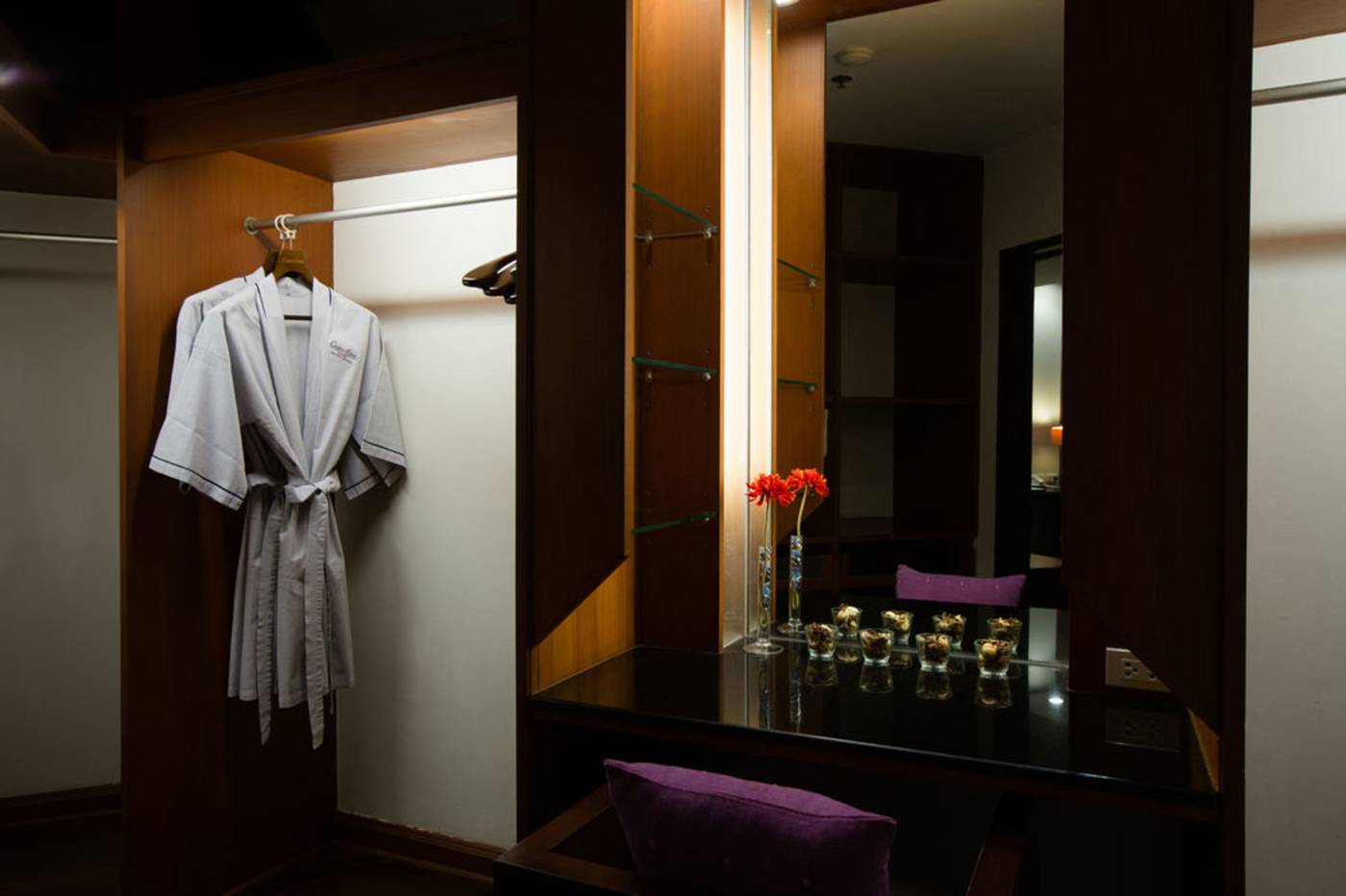 Centre-Point-Plus-Hotel-Pratunam-Room-44